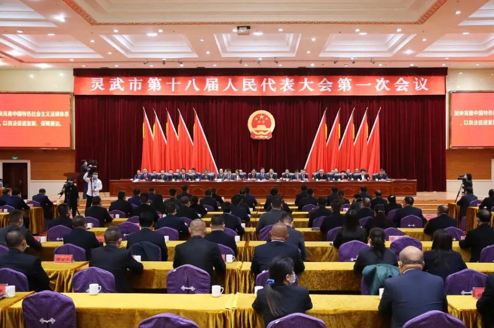 履行代表职责 为水务事业发声